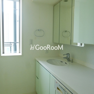 
									参考室内写真14