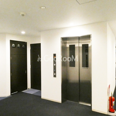 
									イジングプレイス亀戸 エレベーター