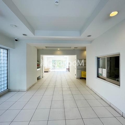 
									イクシア高津 共有部1