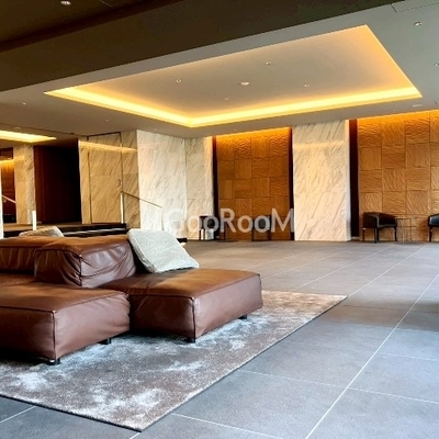 
									三田聖坂ガーデンレジデンス 共用部写真10