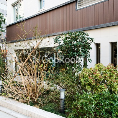 
									パークリュクス三宿 アプローチ