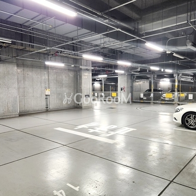
									テラス渋谷美竹 駐車場1