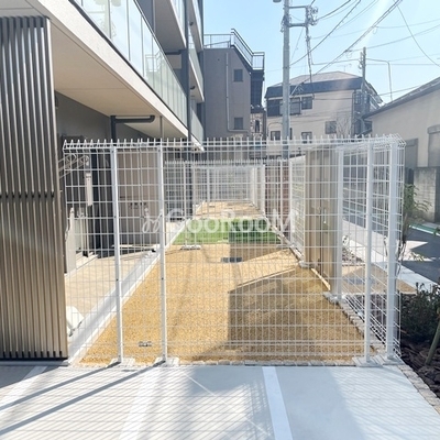 
									バイク置場