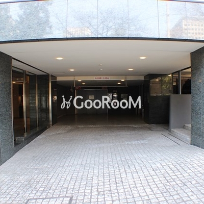 
									パークコート・ジオ永田町 エントランス2