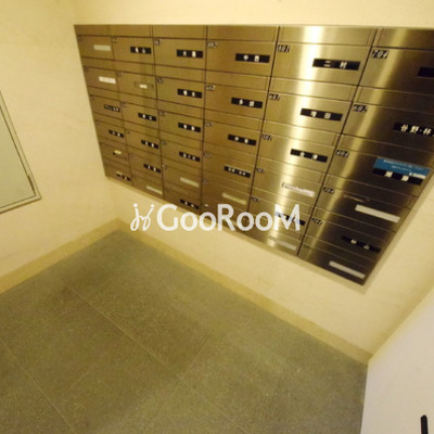 
									アーバンビュー本郷 郵便受け