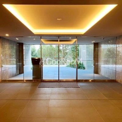 
									三田聖坂ガーデンレジデンス 共用部写真15