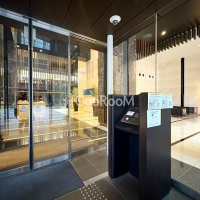 
									大崎ウエストシティタワーズ エントランス1