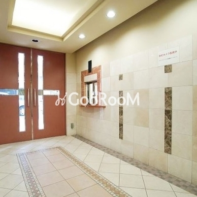 
									ステージファースト三軒茶屋アジールコート エントランス